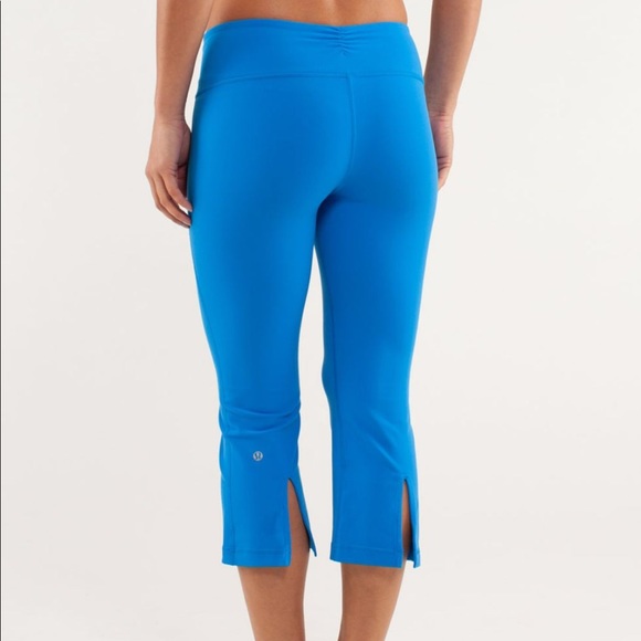 lululemon athletica Pants - Lululemon | Gather & Crow Blue Crop Sz 6